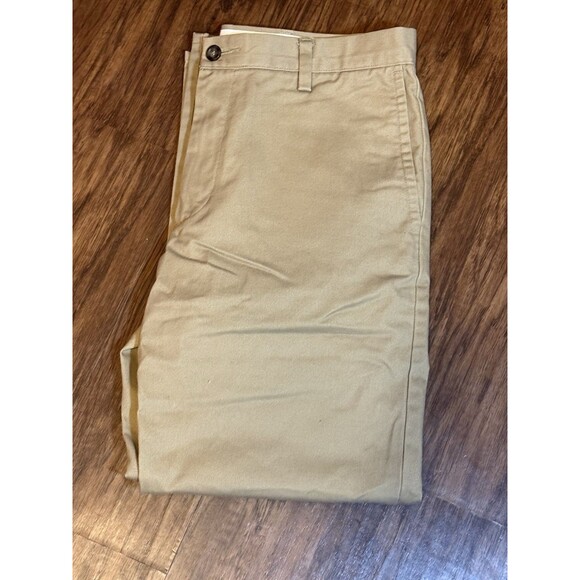 DOCKERS Other - Dockers Men’s Easy Khaki Size 32 X 29 Flat Front